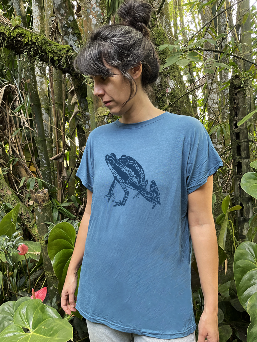 Camiseta Atelopus - Sapito de Manaus • Larga Brisa • Vaporosas adultos